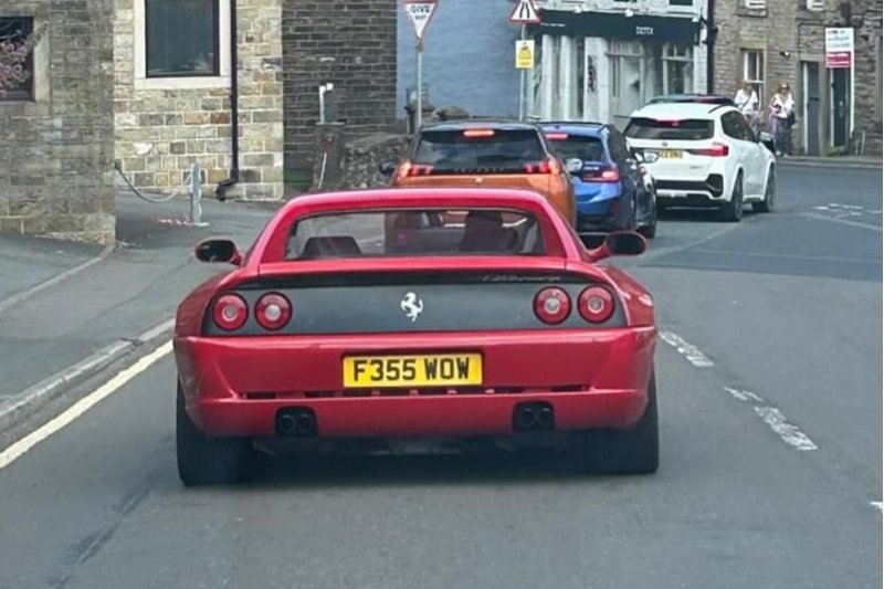 private number plates car F355WOW