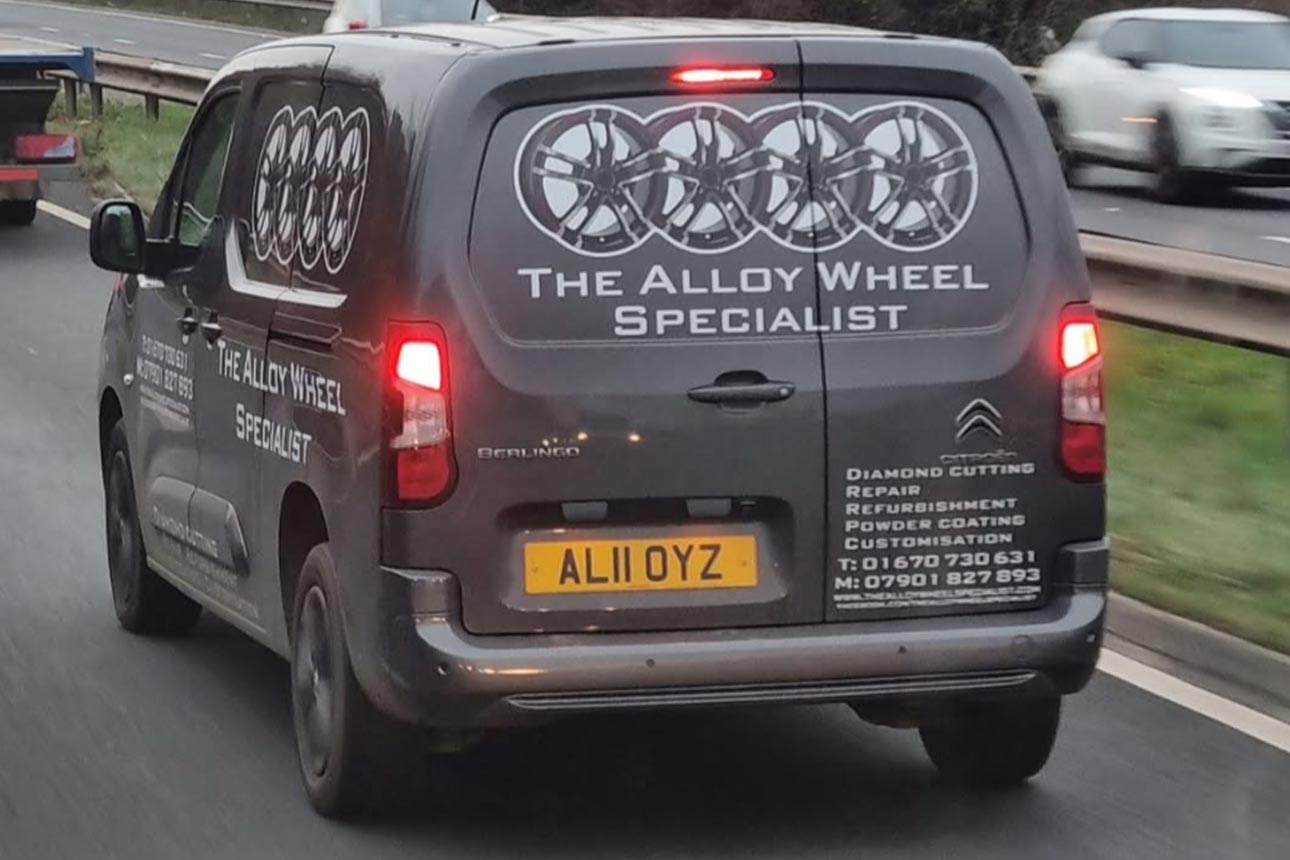 private number plates business AL11OYZ
