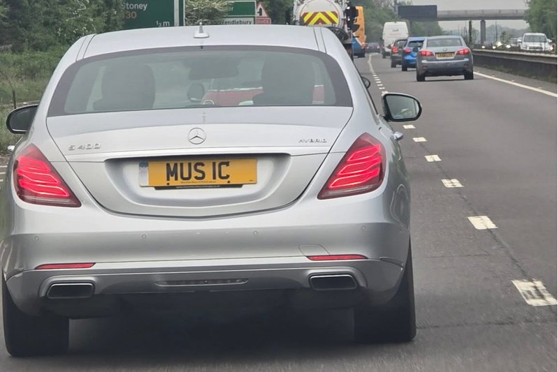 Hobby related private number plate